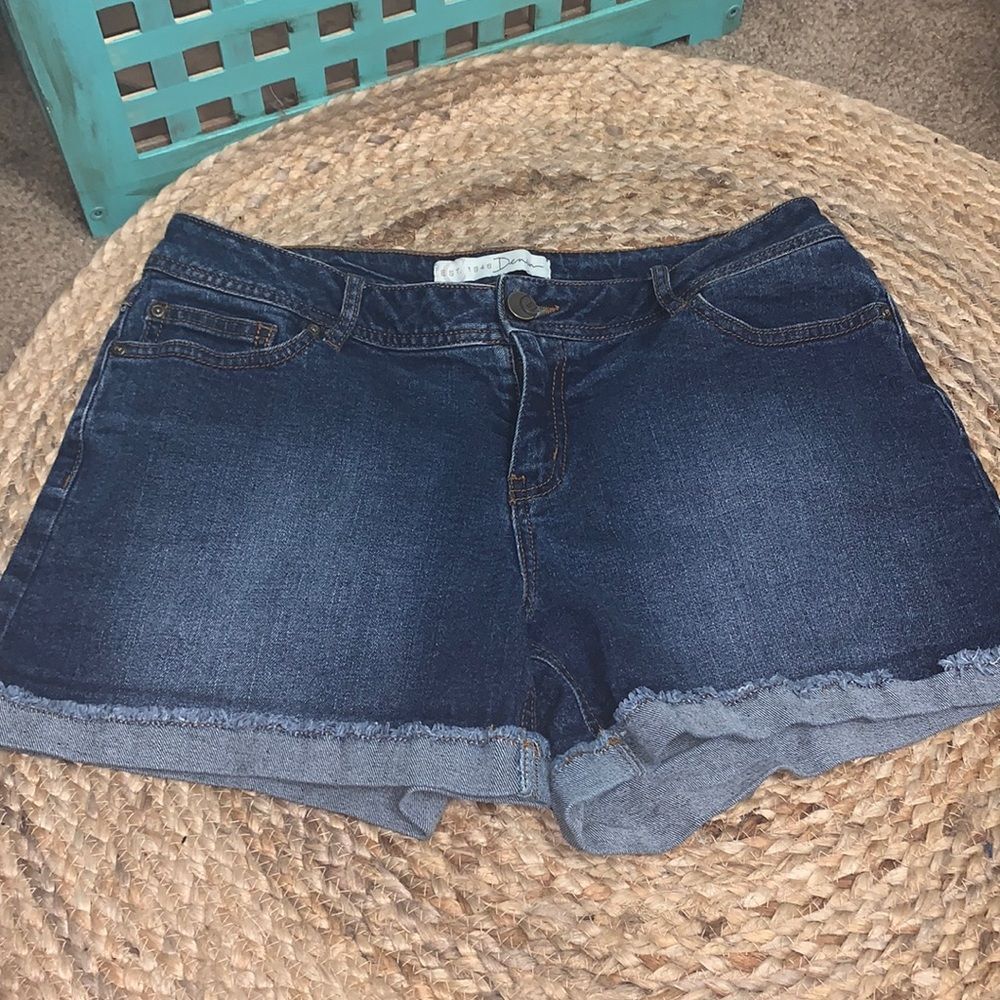 Cato Modern Size 12 Dark Wash Cuffed Denim Jean Shorts Frayed Raw Hem